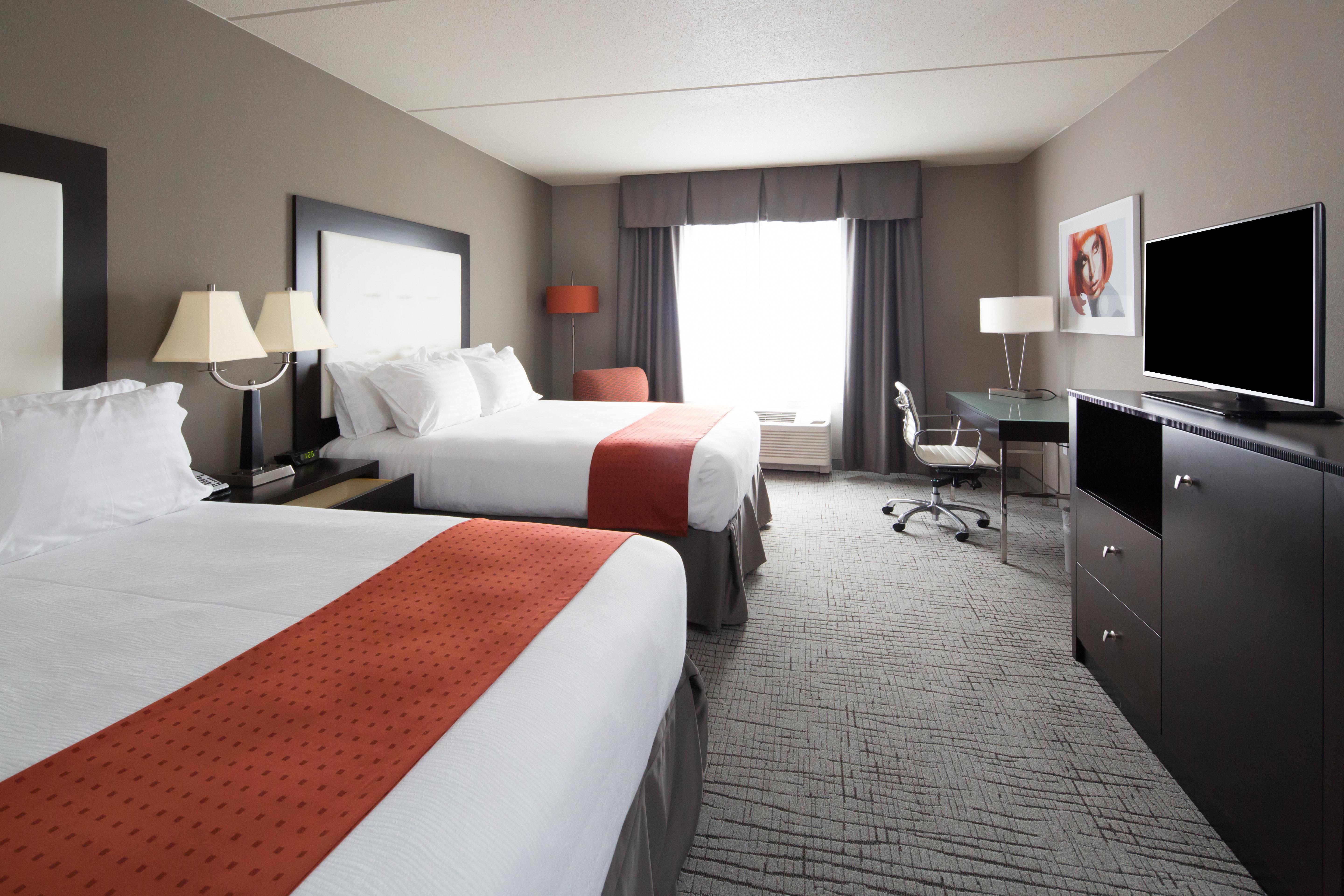 Holiday Inn Hotel & Suites Davenport By Ihg Exterior photo