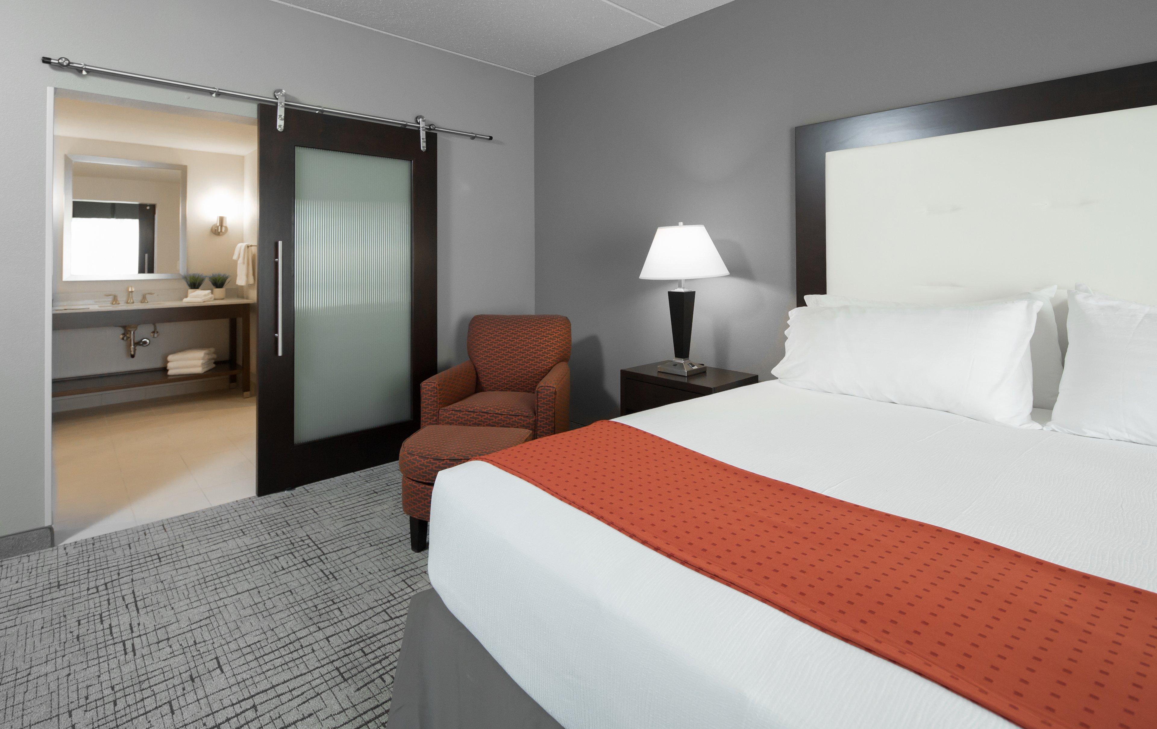 Holiday Inn Hotel & Suites Davenport By Ihg Exterior photo